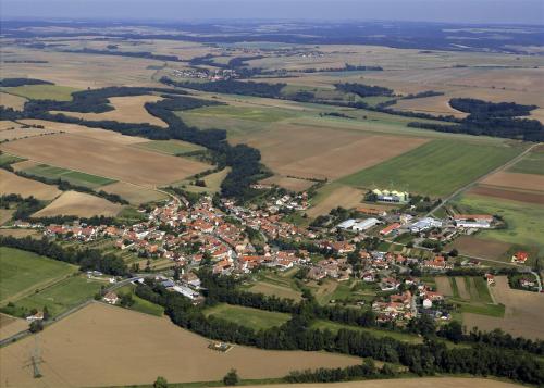 letecký snímek obce Rybníky